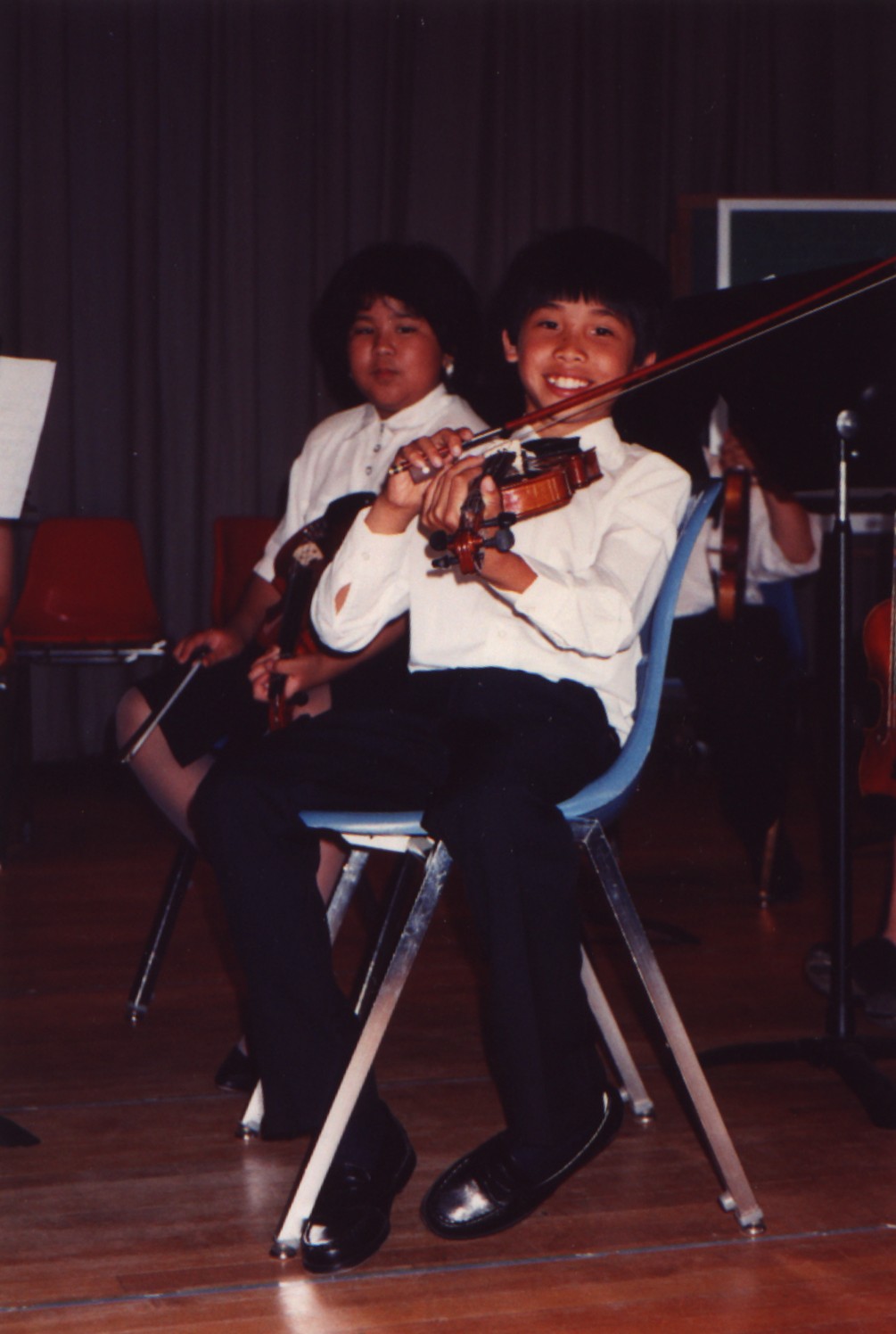 lawrence n violin.jpg