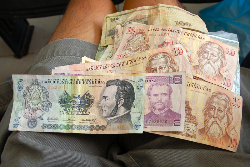 honduran currency